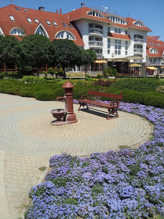 Antal Apartmanok Zalakaros Esterno foto
