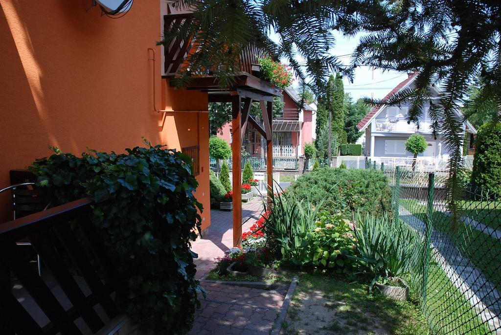 Antal Apartmanok Zalakaros Esterno foto