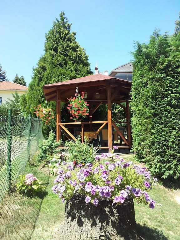Antal Apartmanok Zalakaros Esterno foto